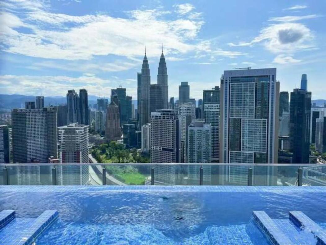 Maxhome At The Luxe By Infinitum Kuala Lumpur Exterior foto